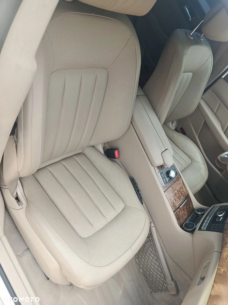 Mercedes-Benz CLS 500 4Matic 7G-TRONIC - 19