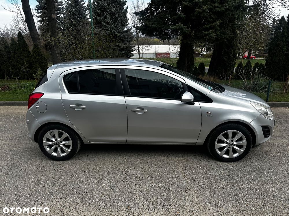 Opel Corsa 1.2 16V (ecoFLEX) Innovation - 3