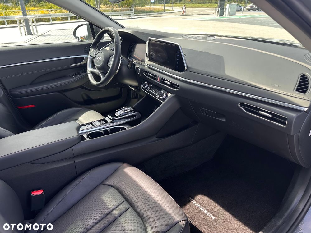 Hyundai Sonata - 33
