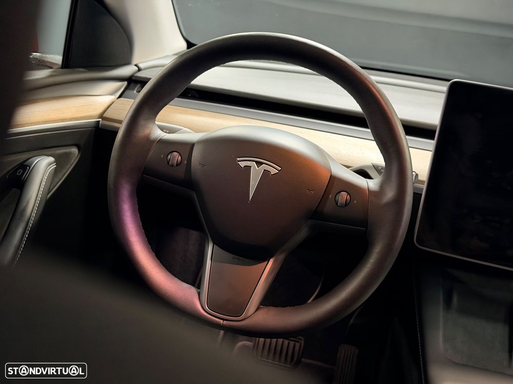 Tesla Model Y Long Range Tração Integral - 11