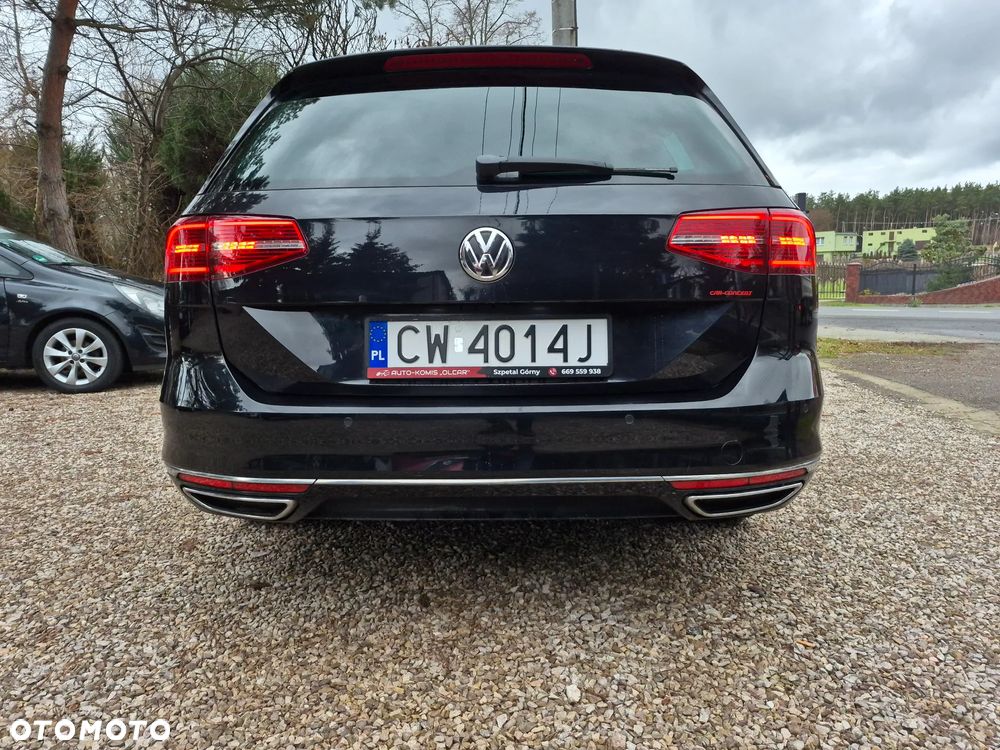 Volkswagen Passat 2.0 TDI SCR (BlueMotion Tech) 4Motion D Highline - 10