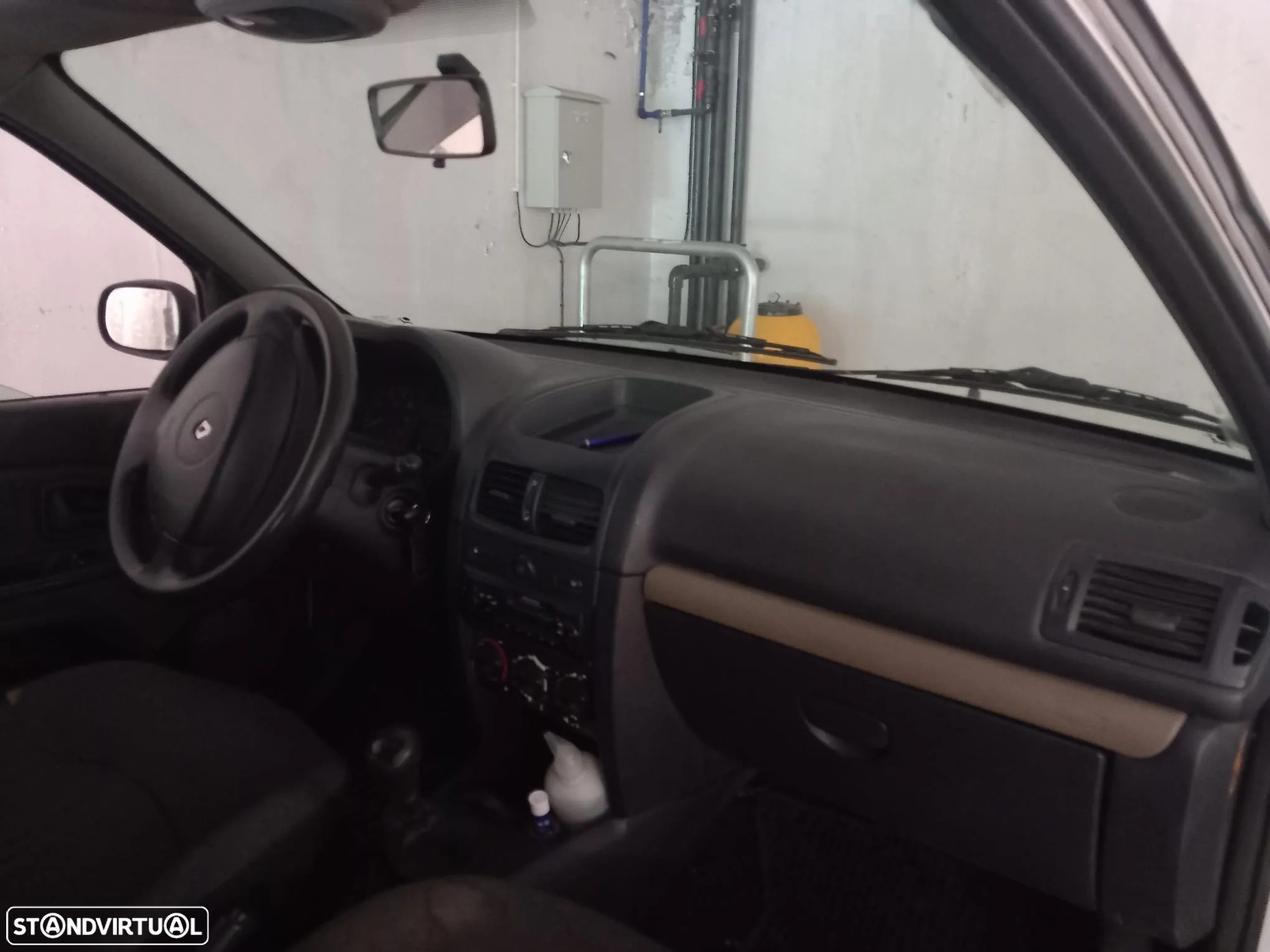 Renault Clio - 6