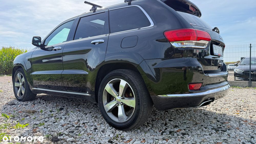 Jeep Grand Cherokee - 34