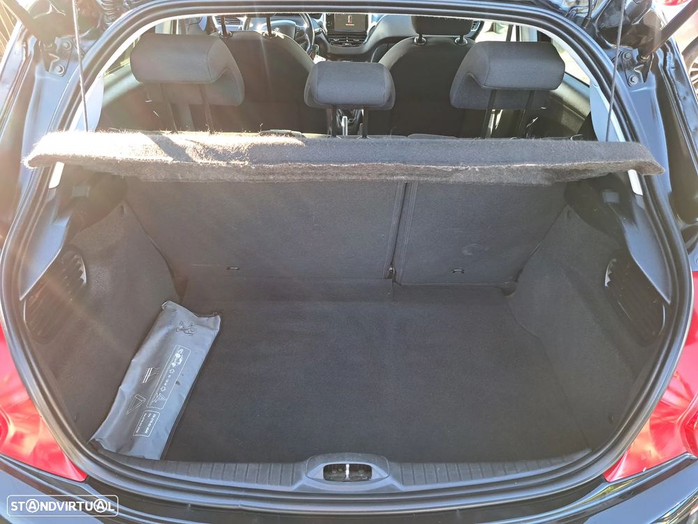 Peugeot 208 1.4 HDi SE Style - 8