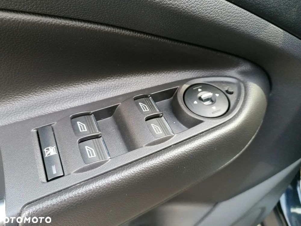 Ford Kuga 2.0 TDCi 4x4 Individual - 29