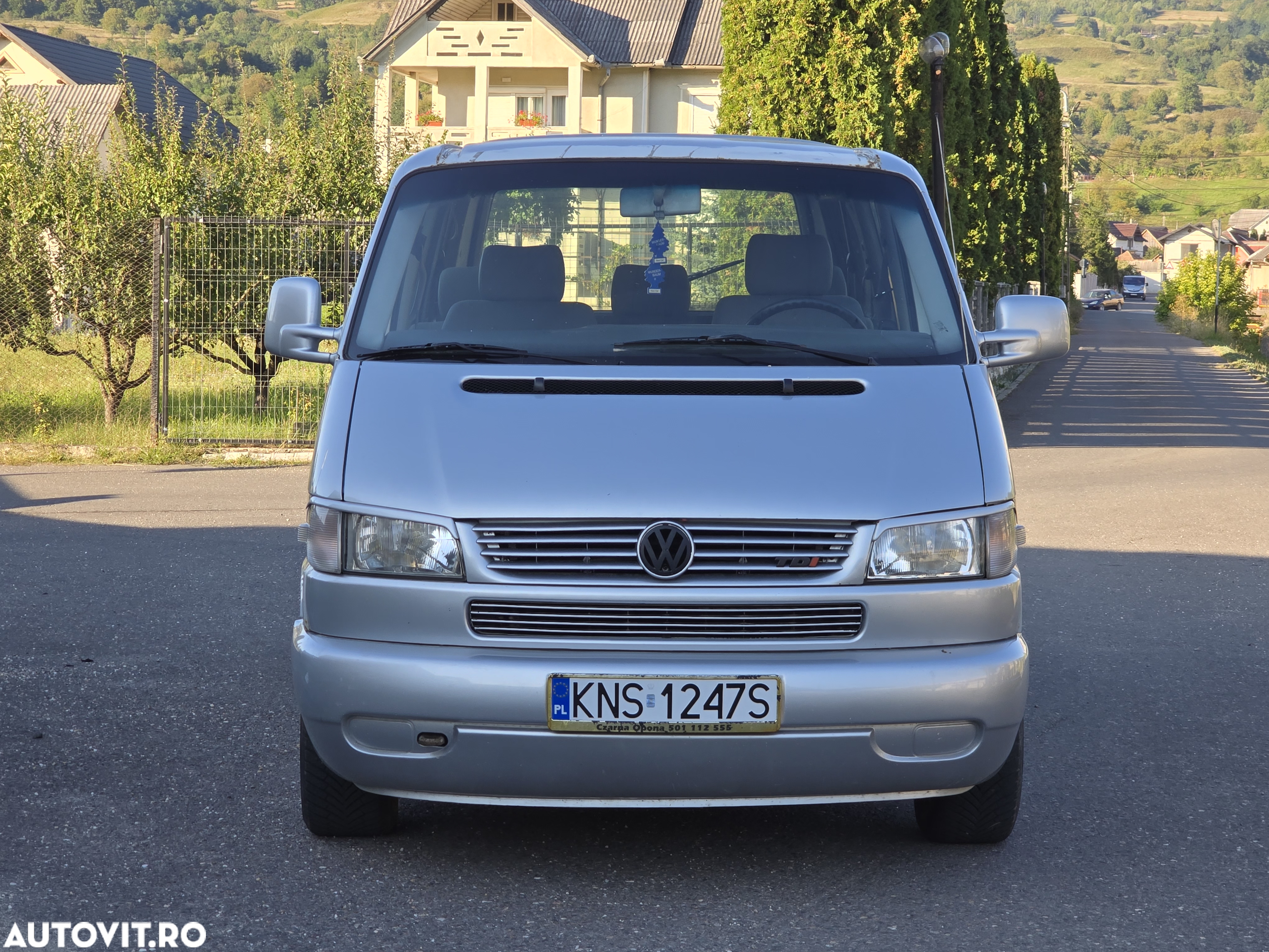 Volkswagen Caravelle - 12