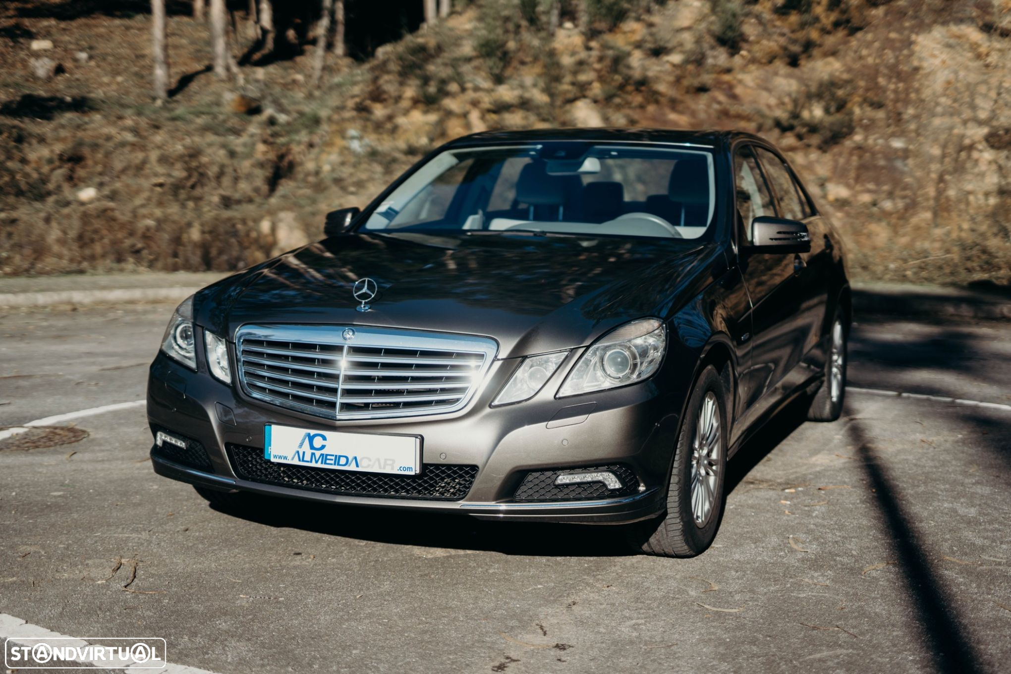 Mercedes-Benz E 250 CGi Elegance BlueEfficiency - 3