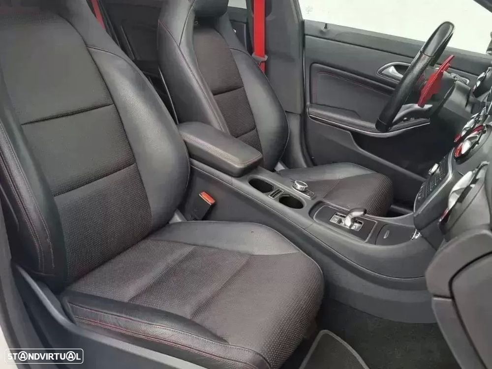 Mercedes-Benz CLA 45 AMG Shooting Brake 4-Matic - 25