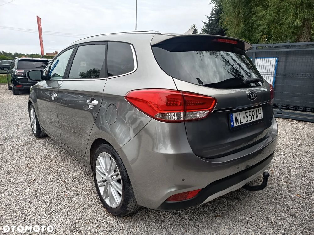 Kia Carens 1.7 CRDi 141 Dream Team Edition - 5