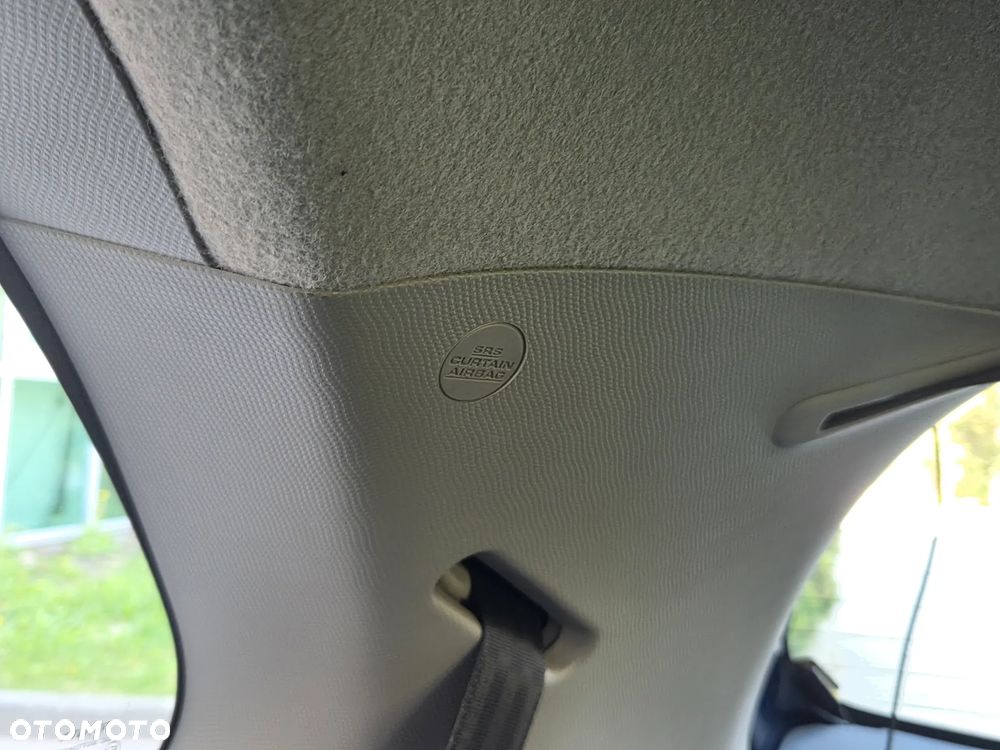 Toyota Yaris 1.33 VVT-i Executive - 22
