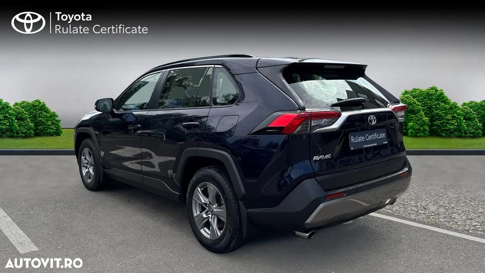 Toyota RAV4 - 4