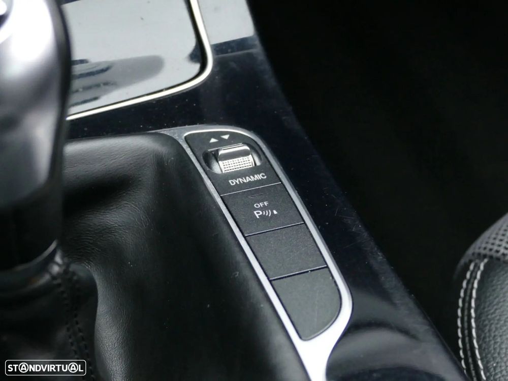 Mercedes-Benz C 200 d Avantgarde - 28