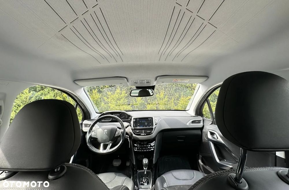 Peugeot 2008 PureTech 110 GPF Stop&Start EAT6 Allure - 10