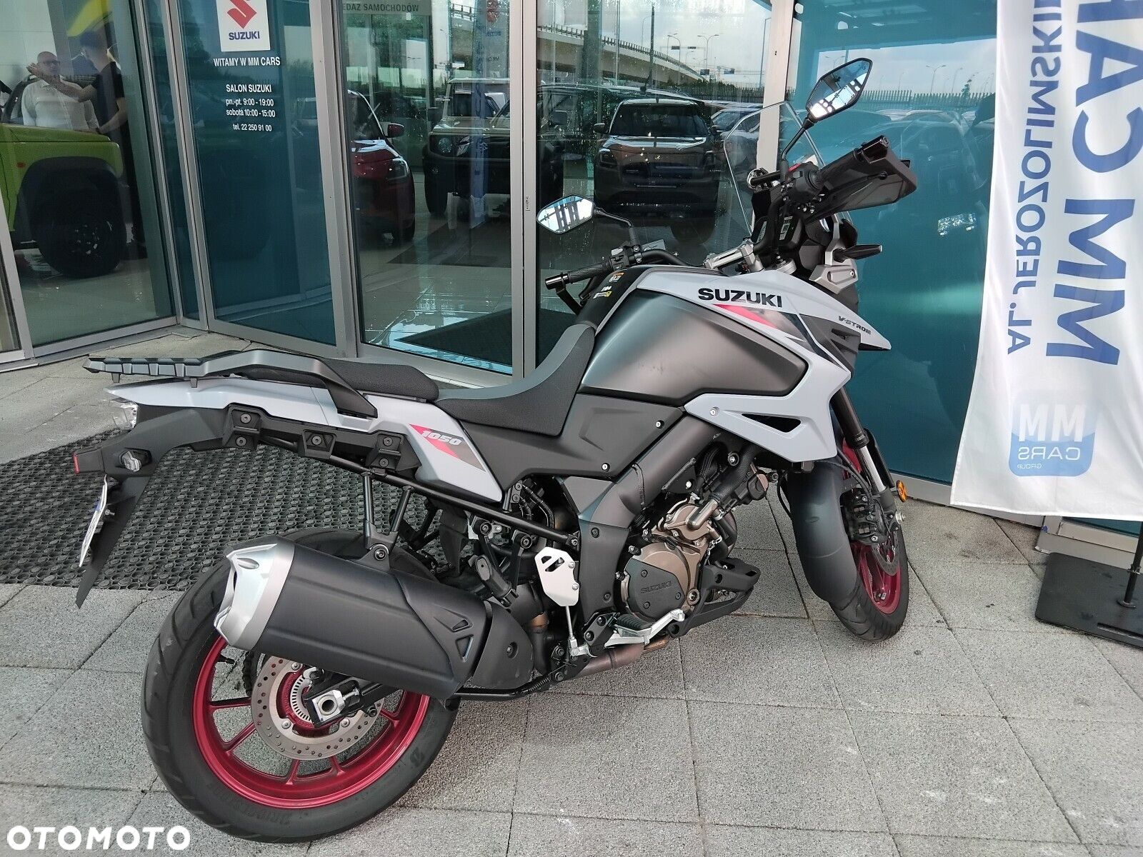 Suzuki DL - 4