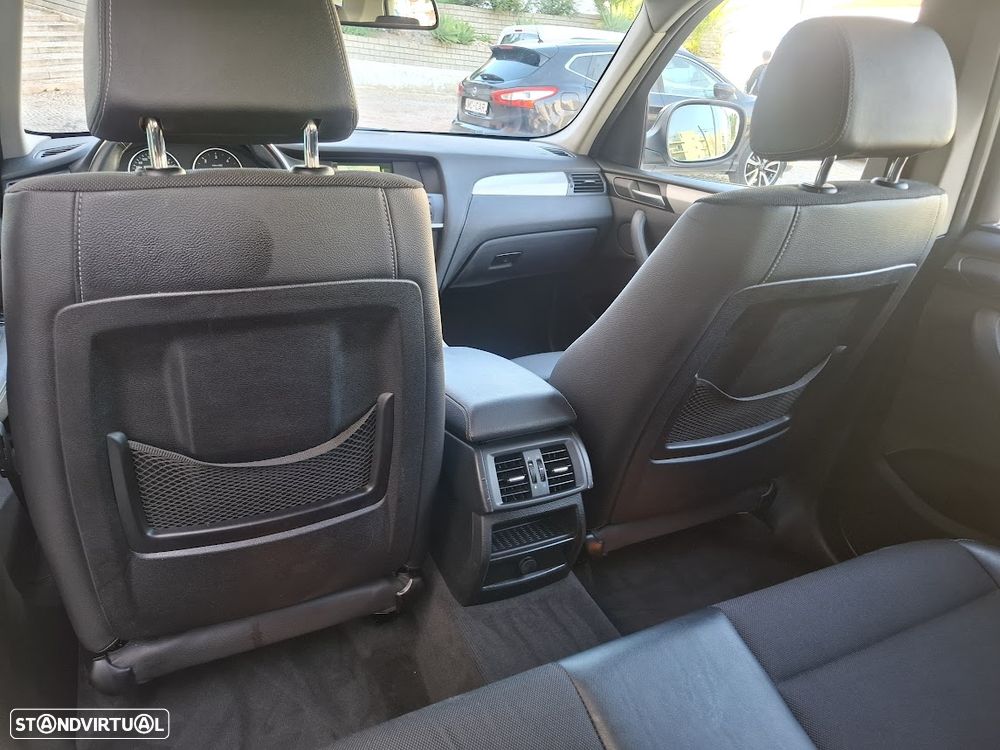 BMW X3 18 d sDrive Auto - 35