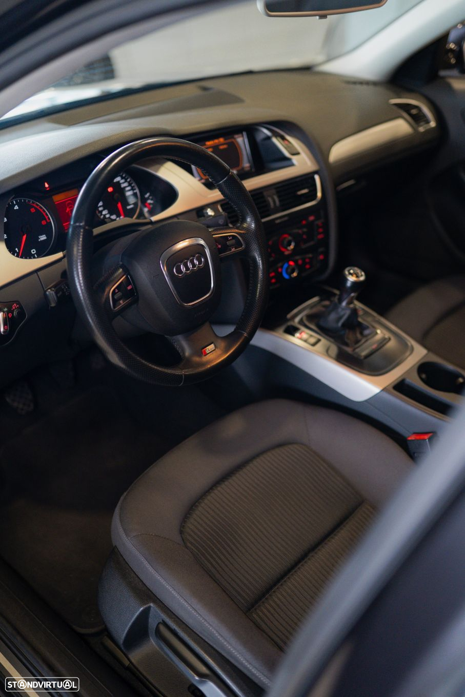 Audi A4 2.0 TDI exclusive - 15