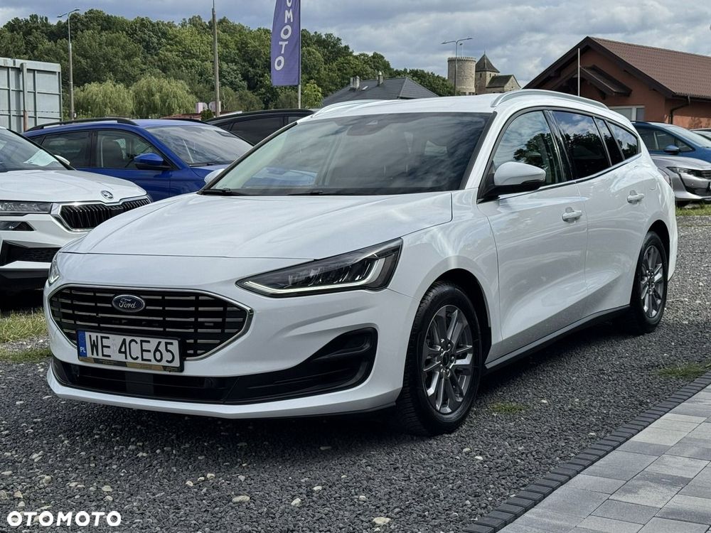 Ford Focus 1.0 EcoBoost Hybrid TITANIUM EDITION - 4