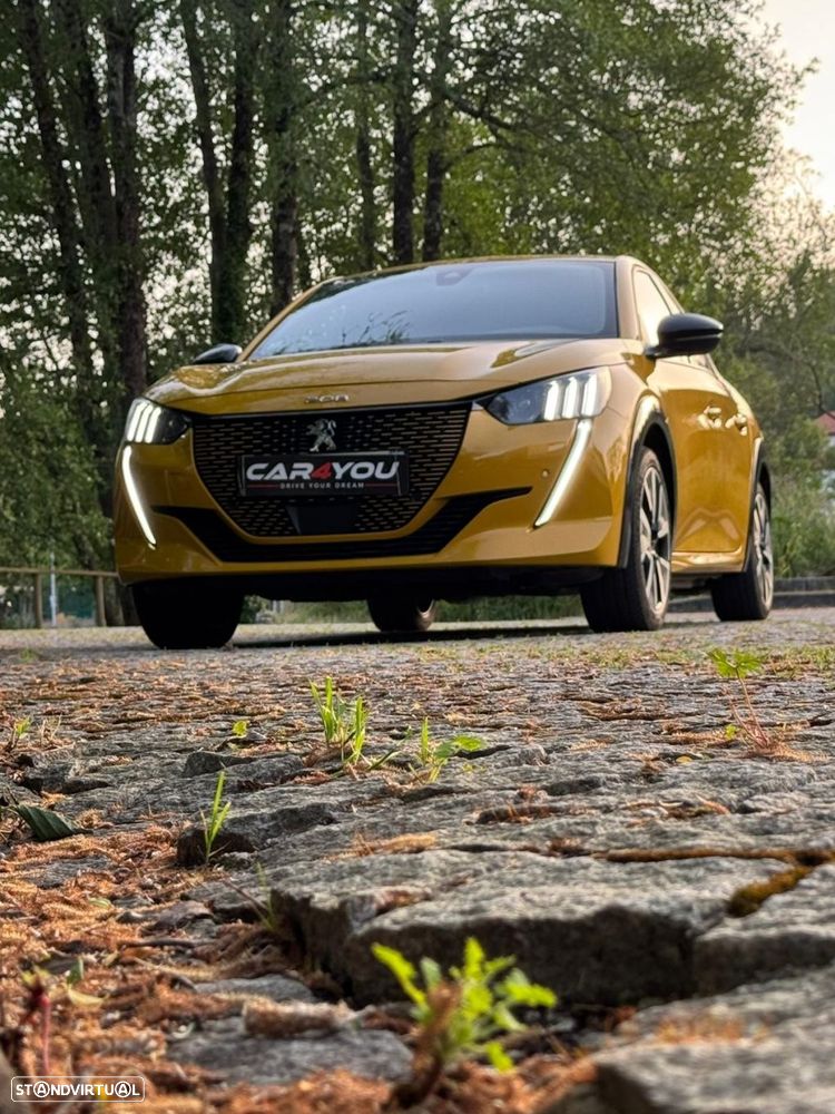 Peugeot e-208 50 kWh GT Line - 9