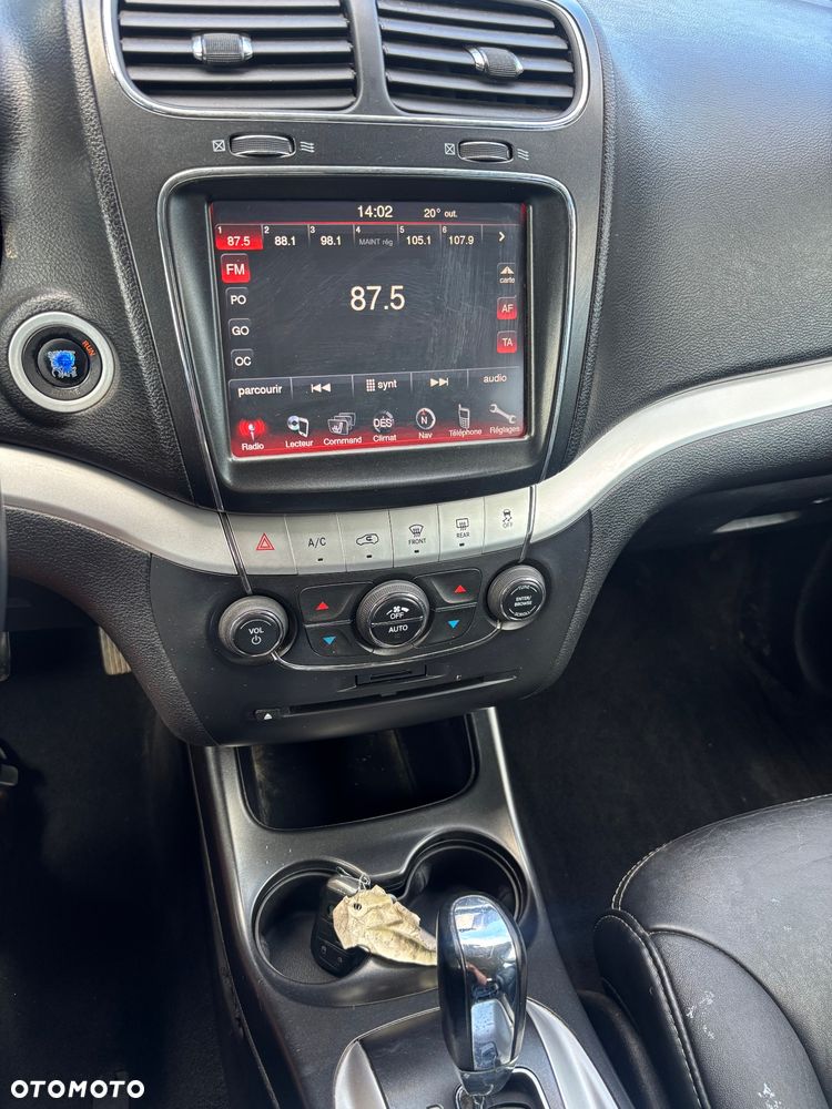 Fiat Freemont 2.0 Multijet 16V DPF Automatik Allrad Lounge - 10