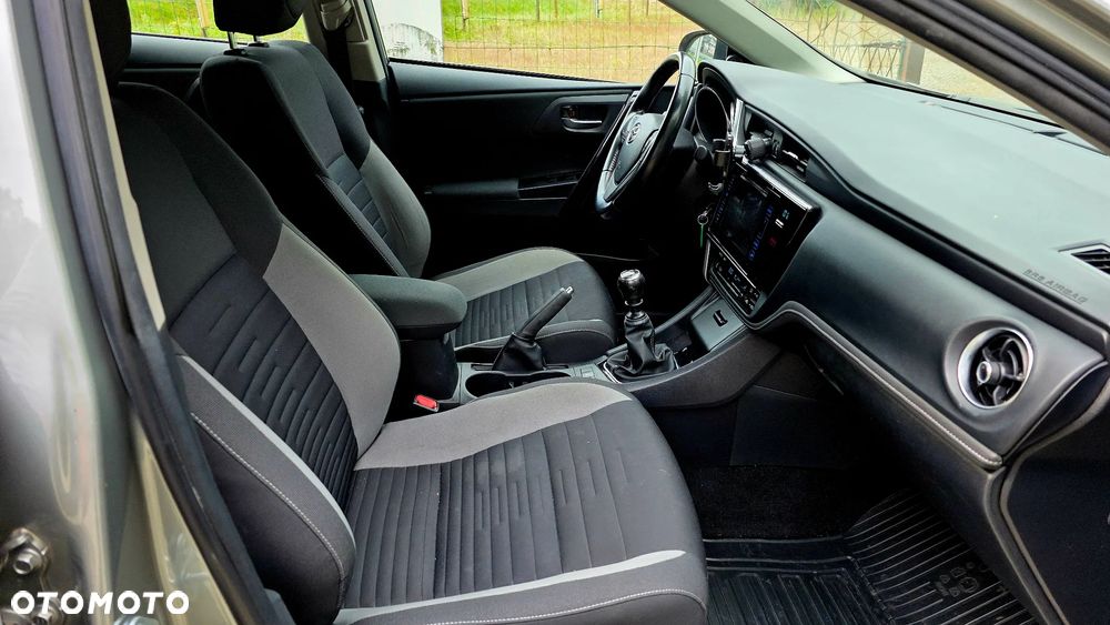 Toyota Auris 1.33 VVT-i Premium - 12