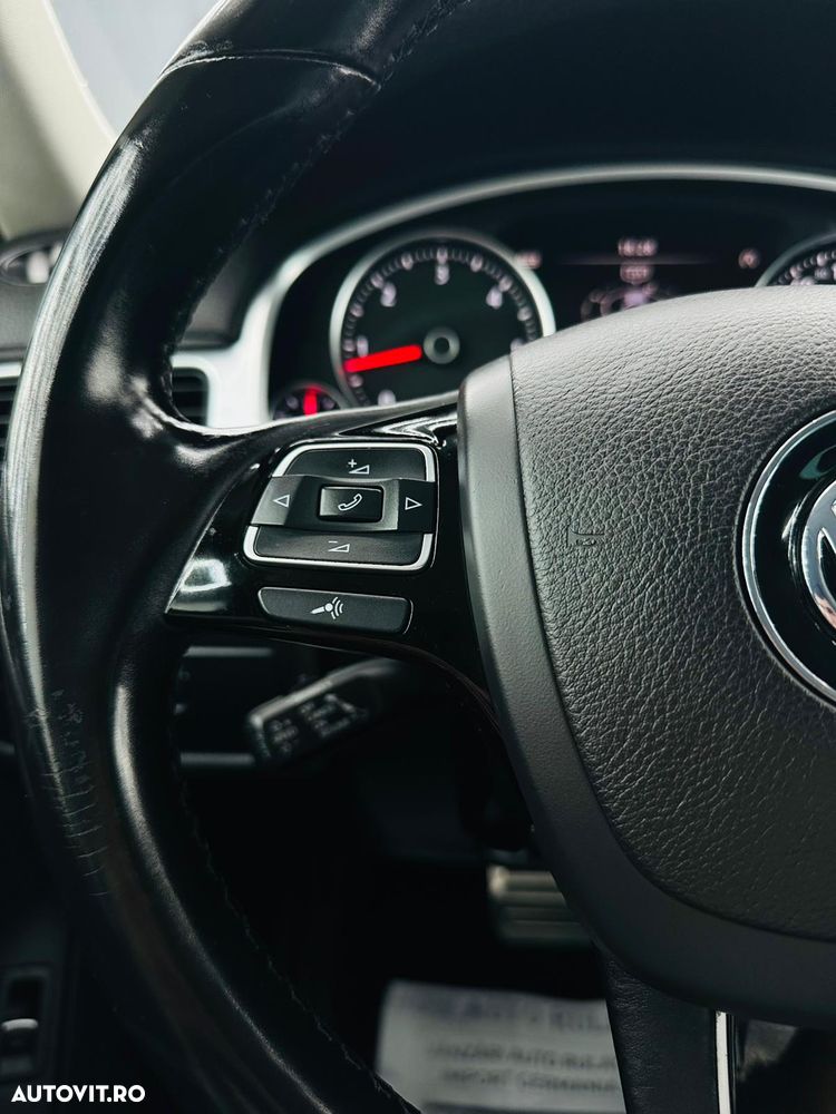 Volkswagen Touareg 3.0 V6 TDI Blue Motion DPF Automatik Exclusive - 34