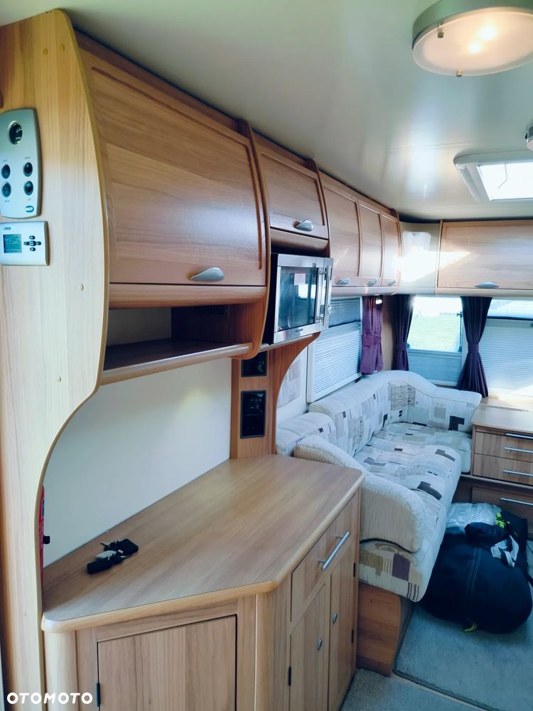 Bailey Unicorn Seville - 17