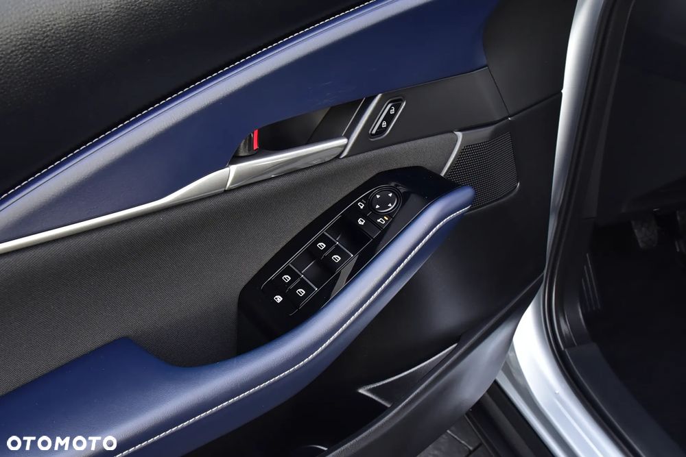 Mazda CX-30 e-SKYACTIVE G 122 EXCLUSIVE-LINE - 23