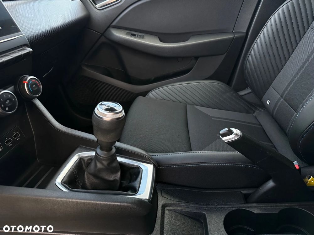 Renault Clio - 20
