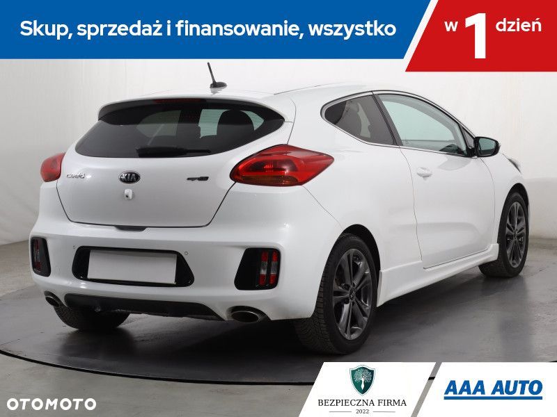 Kia Ceed - 7