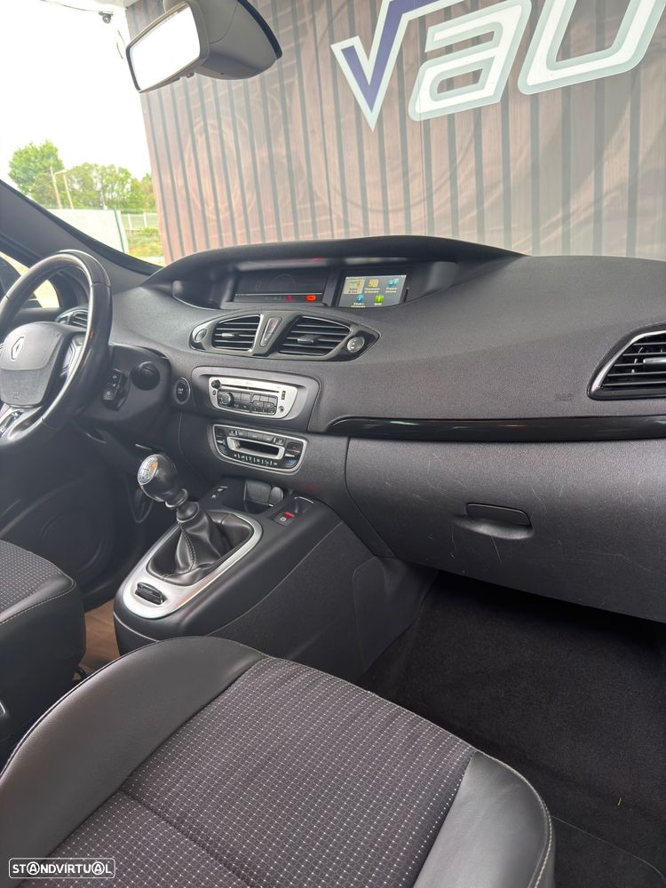 Renault Grand Scénic 1.5 dCi Bose Edition SS - 42
