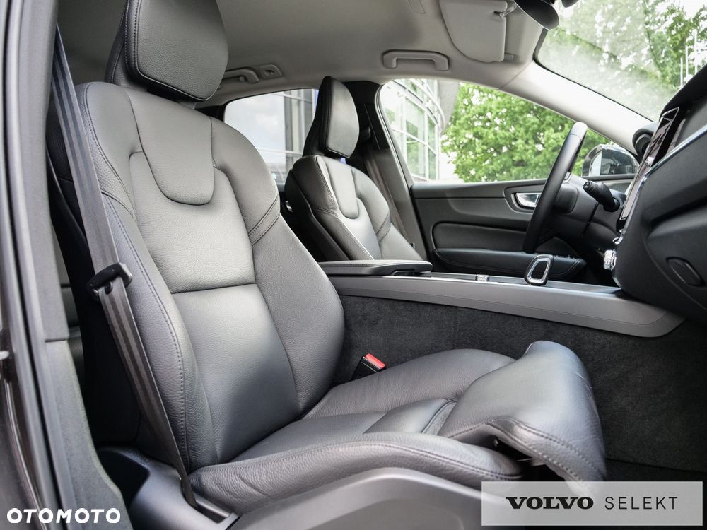 Volvo XC 60 - 30