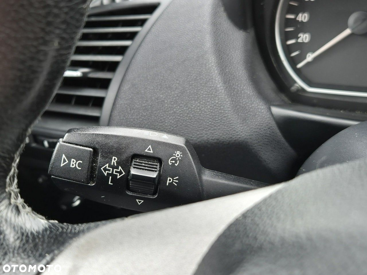 BMW Seria 1 116i - 17