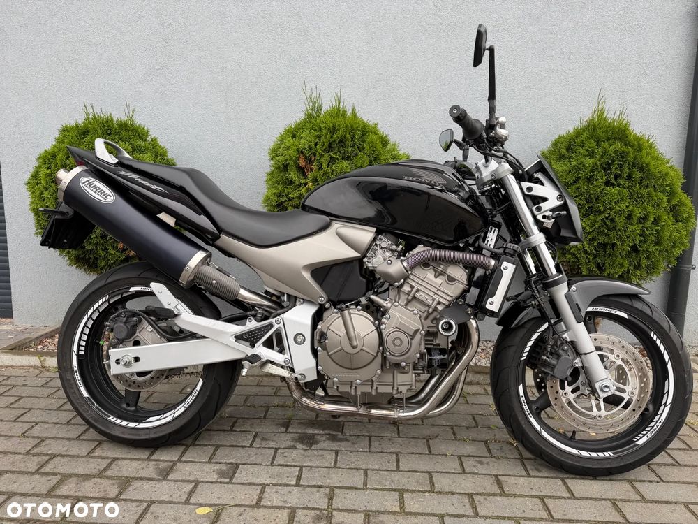 Honda Hornet - 25