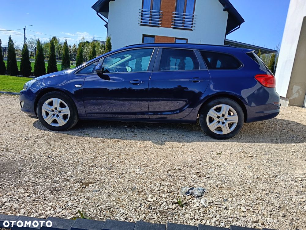 Opel Astra III 1.7 CDTI EcoFLEX - 2