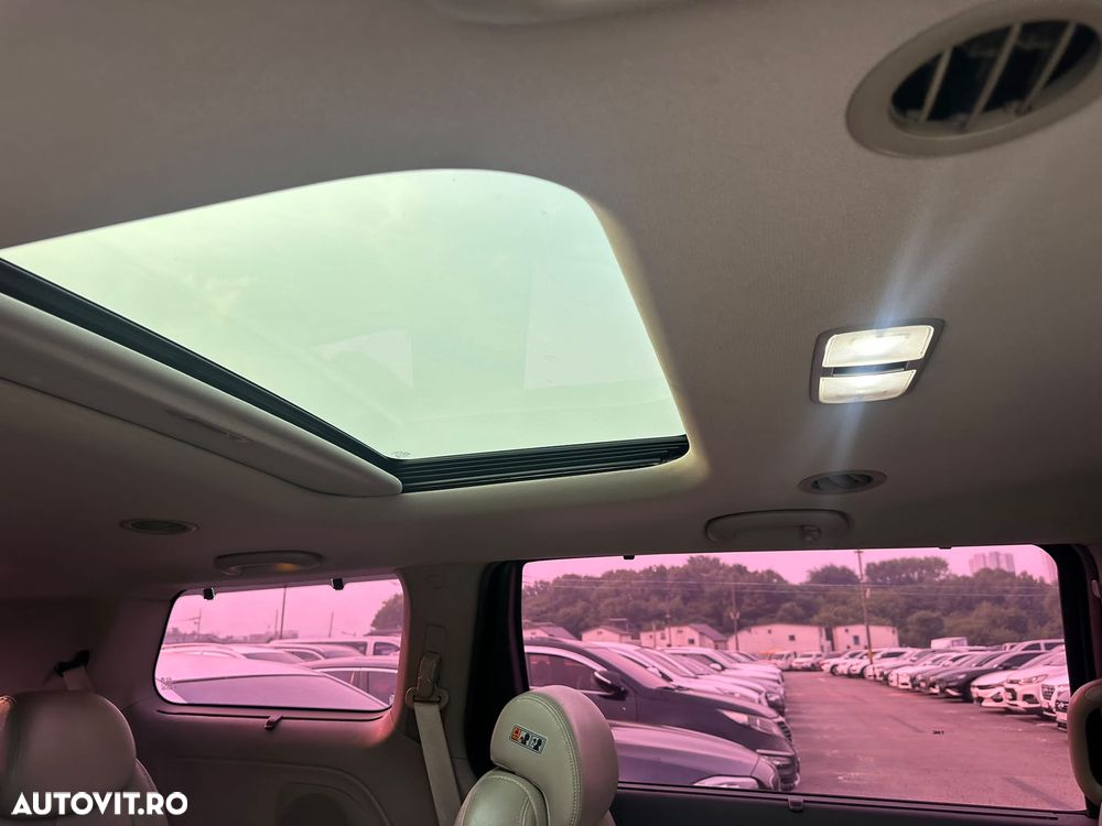 Kia Carnival - 13