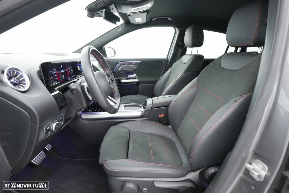 Mercedes-Benz GLA 180 d AMG Line - 14