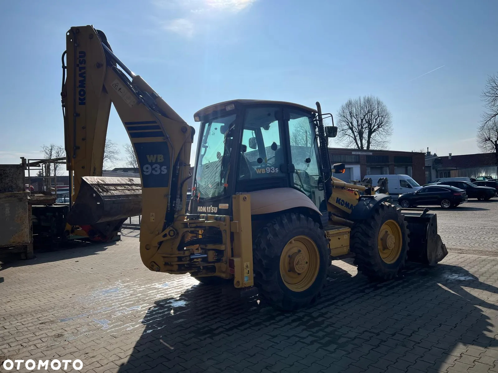 Komatsu WB93S-5 - 6