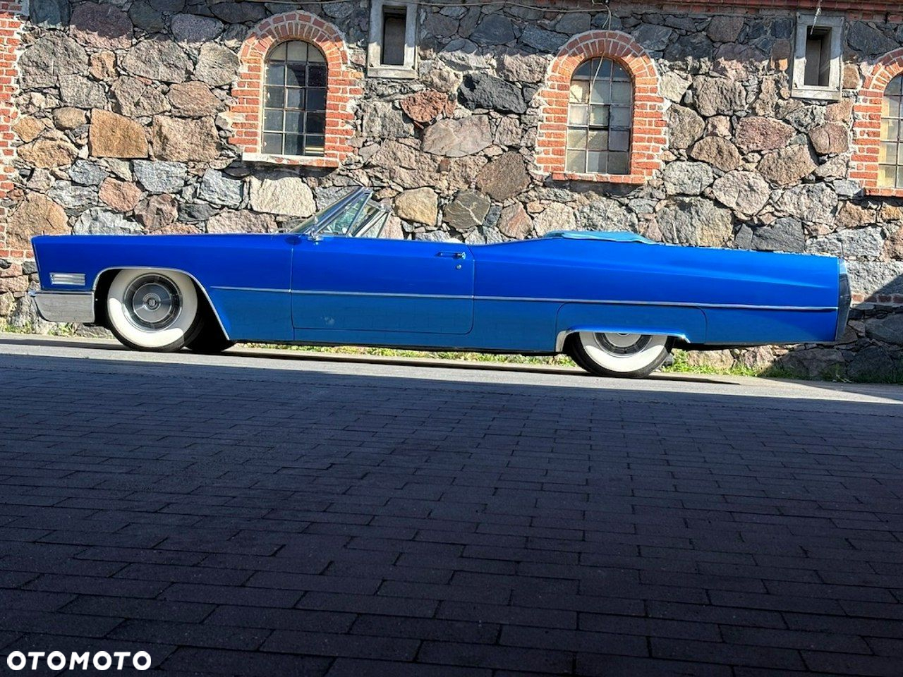 Cadillac Deville - 6