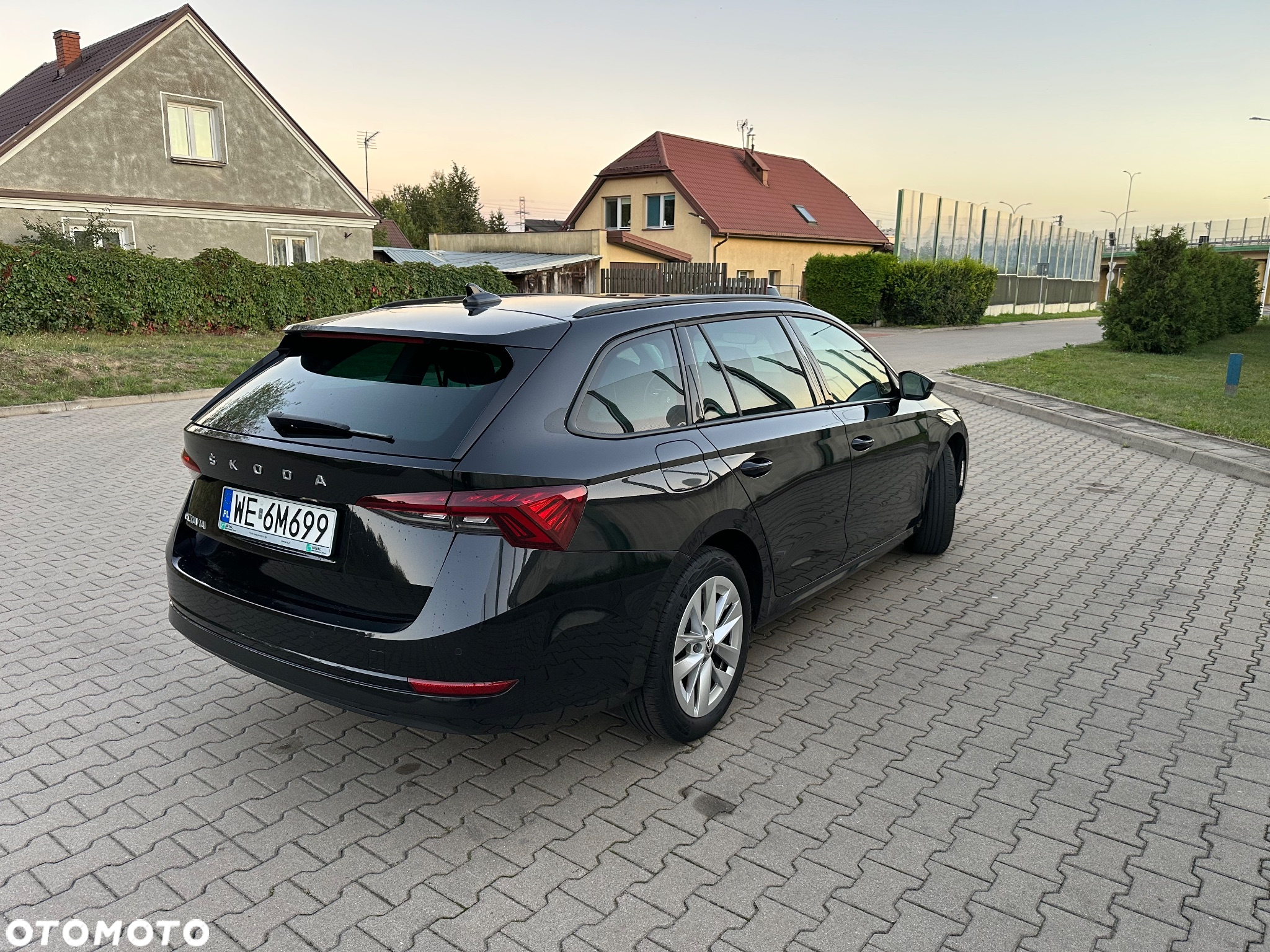 Skoda Octavia 2.0 TDI Ambition DSG - 10