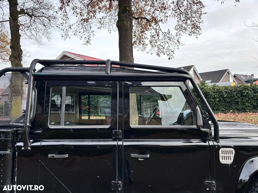 Land Rover Defender - 11