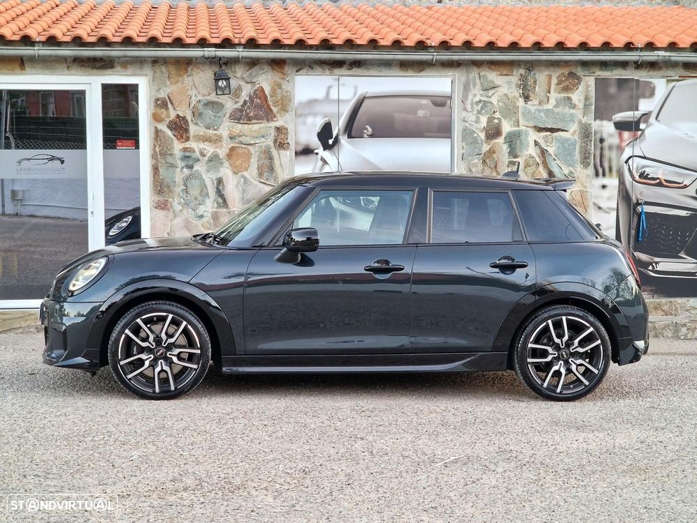 MINI 5 Portas Cooper S Auto - 17