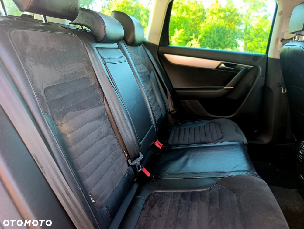 Volkswagen Passat - 18