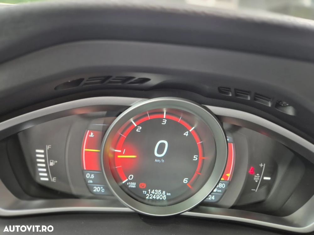 Volvo V40 D2 RDesign - 21