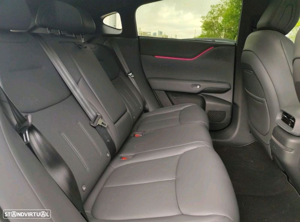 Xpeng G6 80.8 kWh AWD Performance - 9
