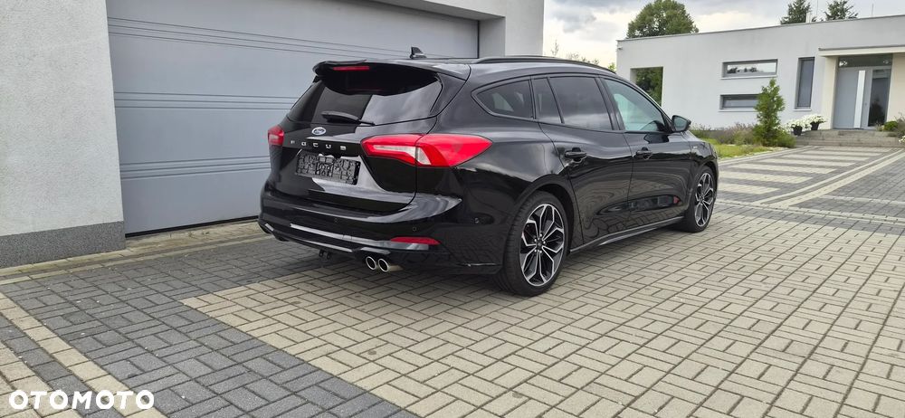 Ford Focus 2.0 EcoBlue STart-Stopp-System ST-LINE - 16
