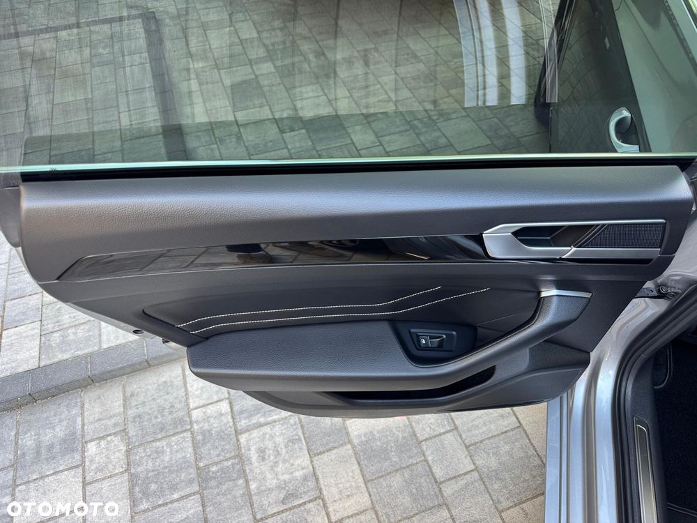 Volkswagen Arteon 2.0 TDI Elegance DSG - 32