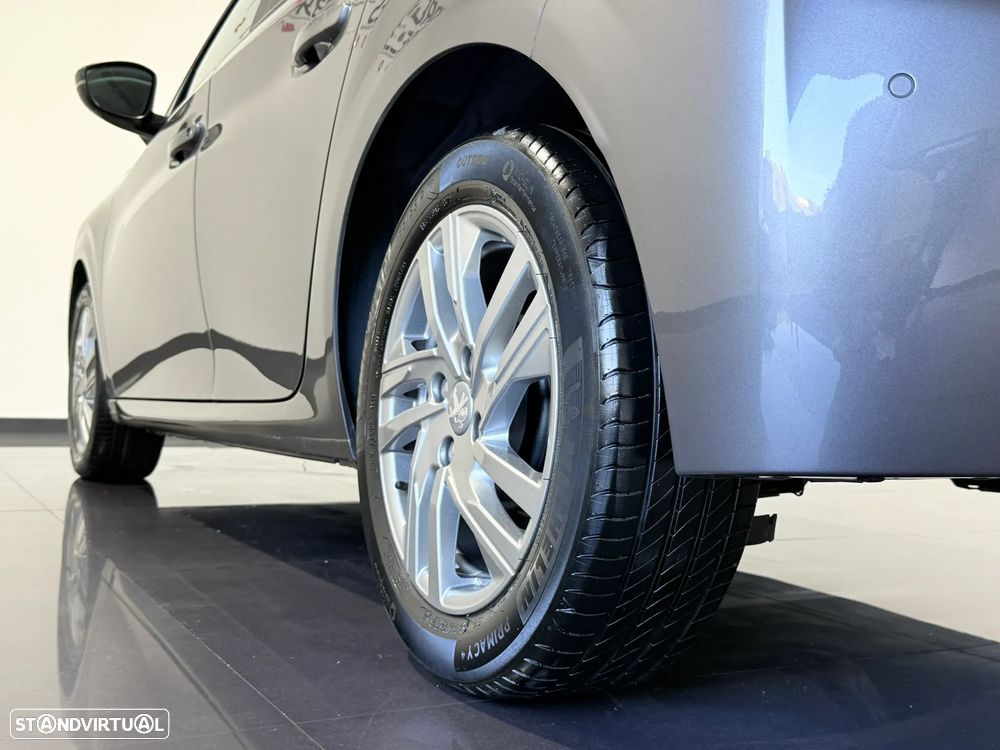 Peugeot 208 1.2 PureTech Active Pack - 45