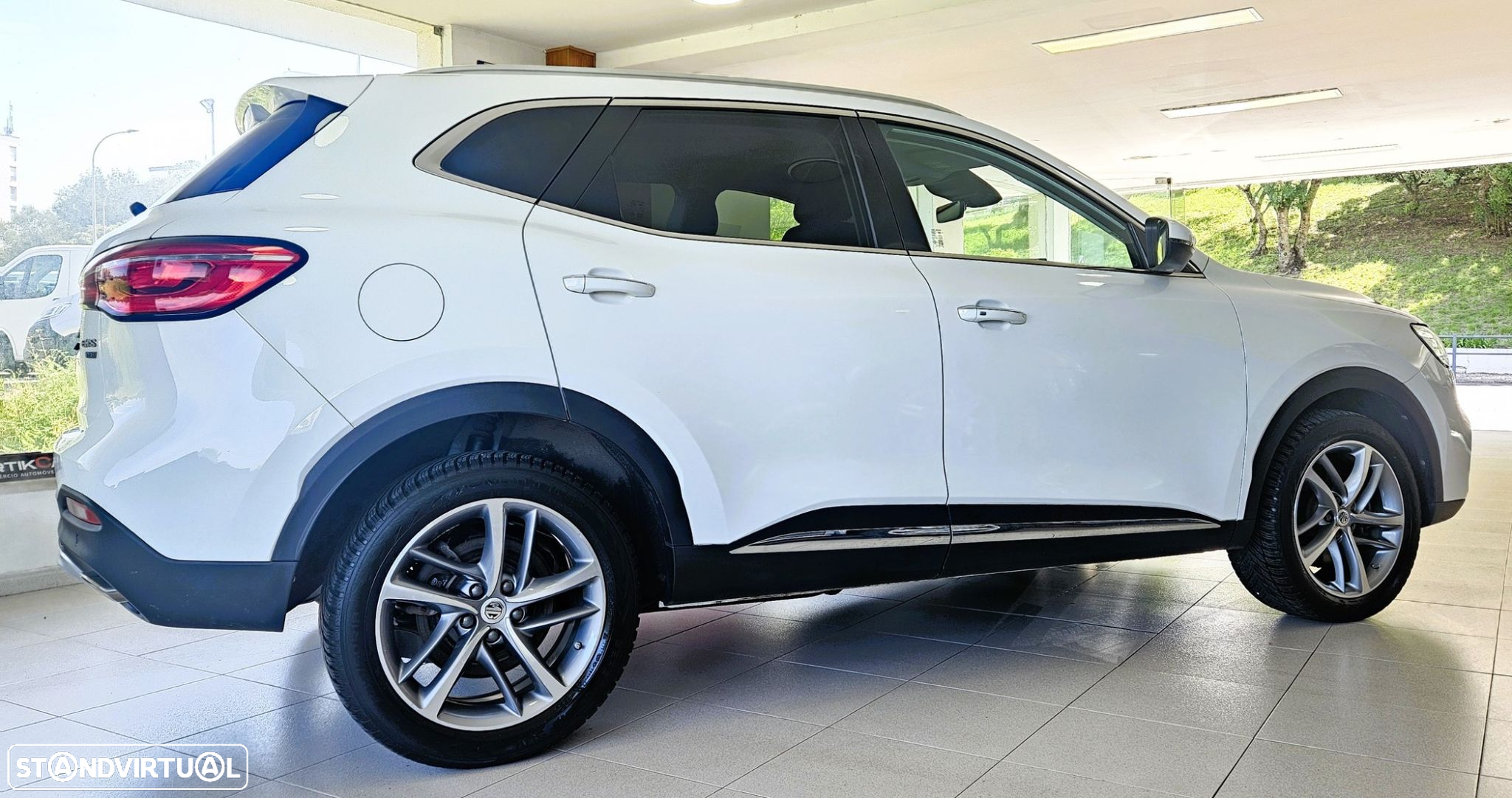 MG EHS 1.5 T-GDI Plug-in Hybrid Comfort - 7