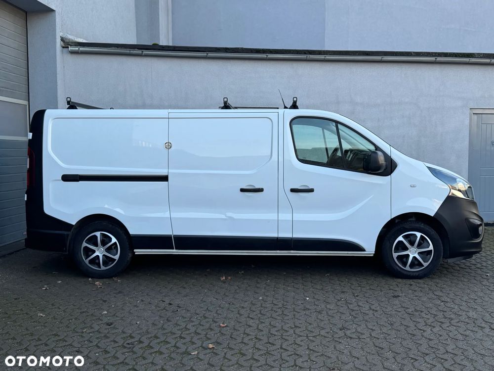 Opel Vivaro - 9
