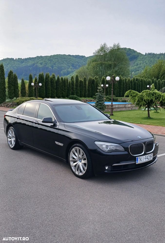 BMW Seria 7 740d xDrive - 2